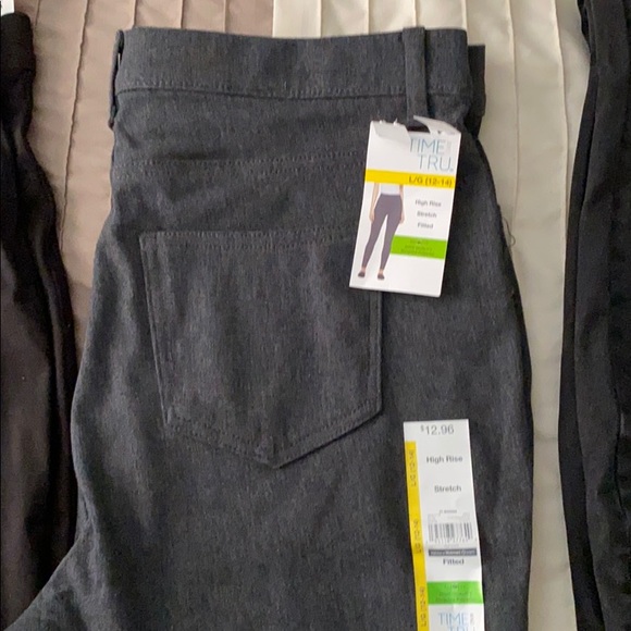 Pants - Picture 3 of 4